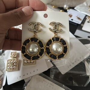Fashion earrings